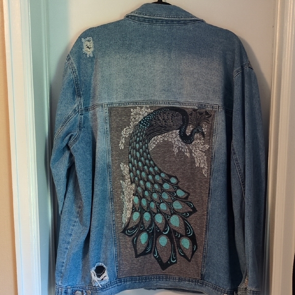 Beautiful Peacock Jacket - Picture 1 of 4